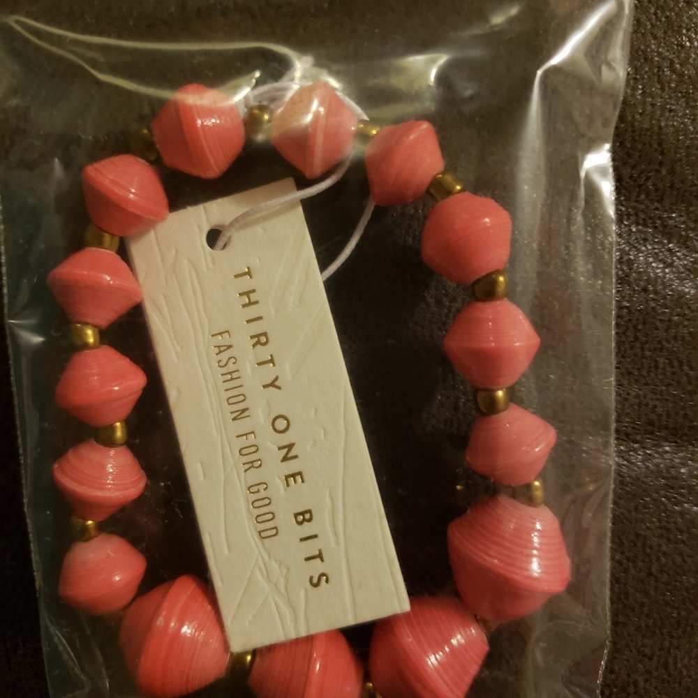 31 Bits Graduated Stretch Bracelet